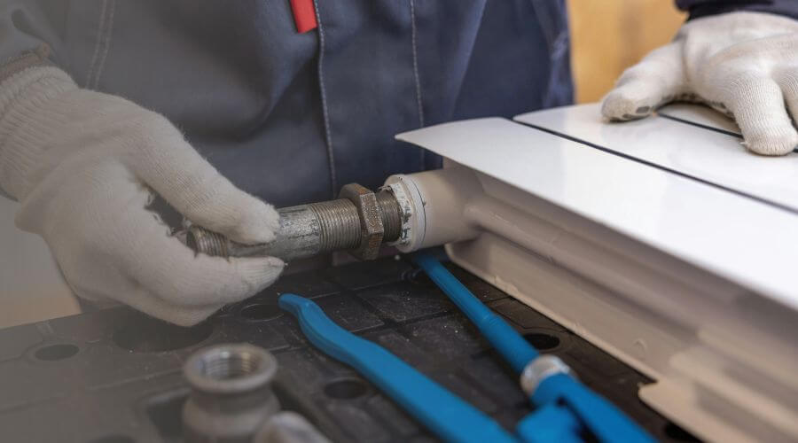 Gas Line Leak Repair in Holcomb, IL