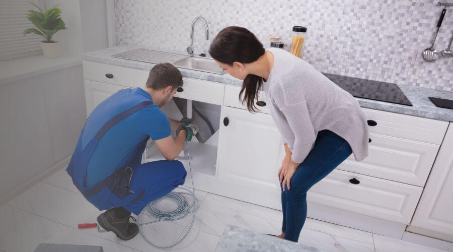 Professional emergency plumbing in Holcomb, IL